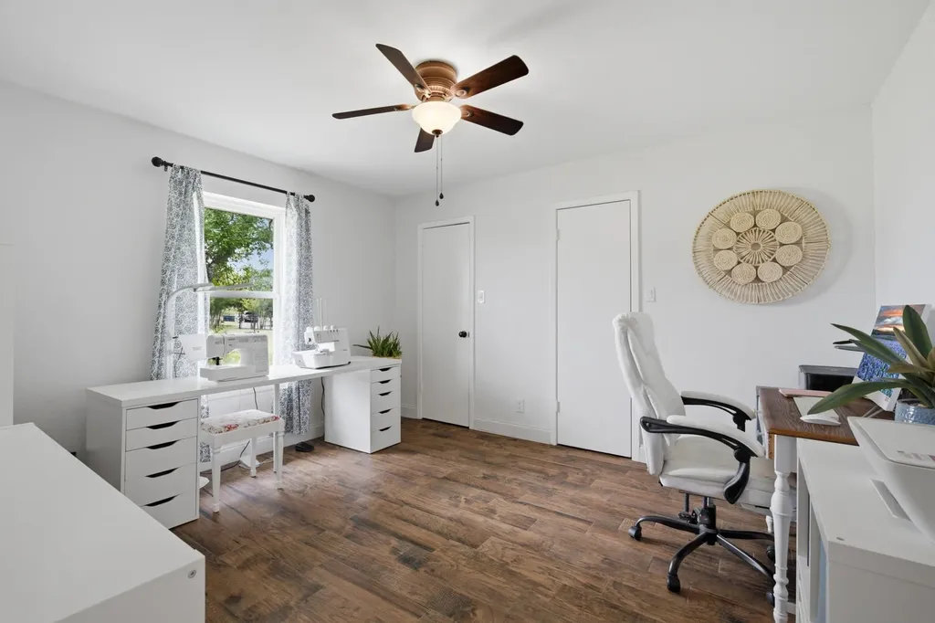 698 Hackberry Road Van Alstyne TX 75495