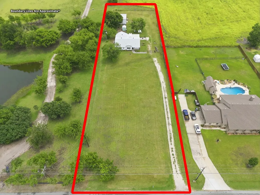 698 Hackberry Road Van Alstyne TX 75495