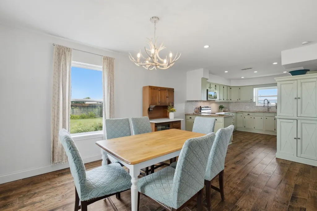 698 Hackberry Road Van Alstyne TX 75495