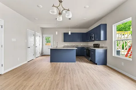 320 W Gambrell Street Fort Worth TX 76115
