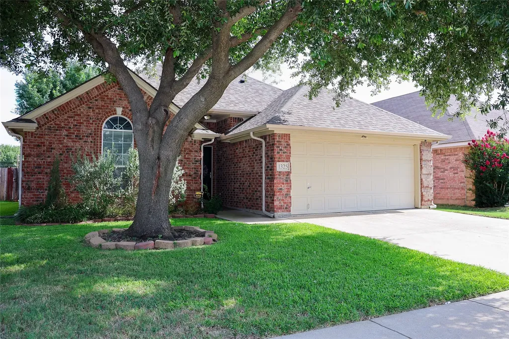 1325 Sierra Blanca Drive Fort Worth TX 76028