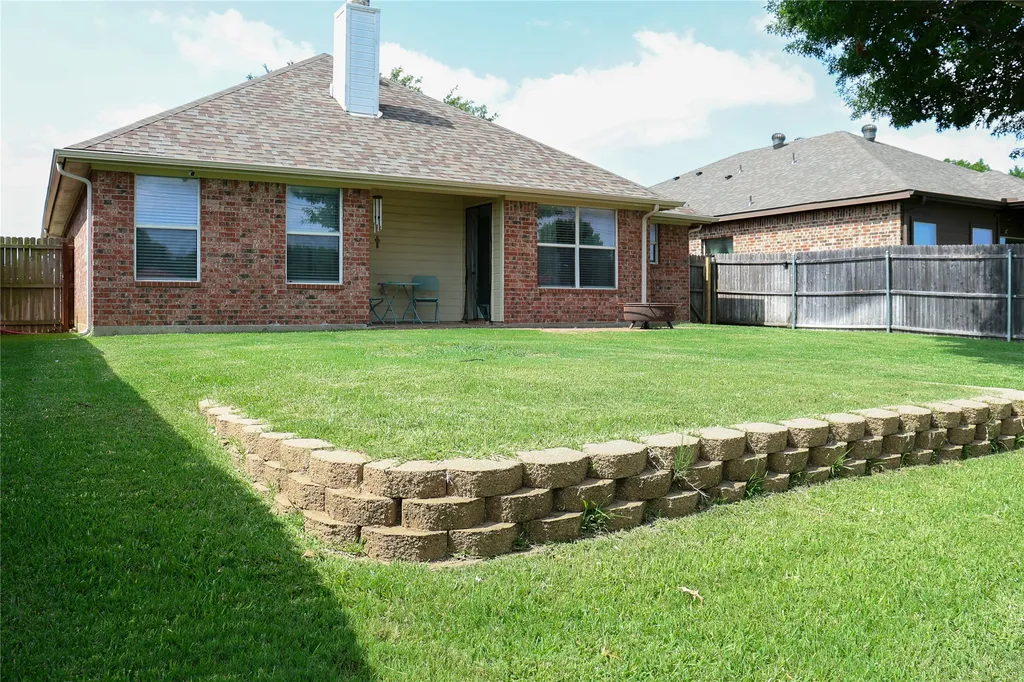 1325 Sierra Blanca Drive Fort Worth TX 76028