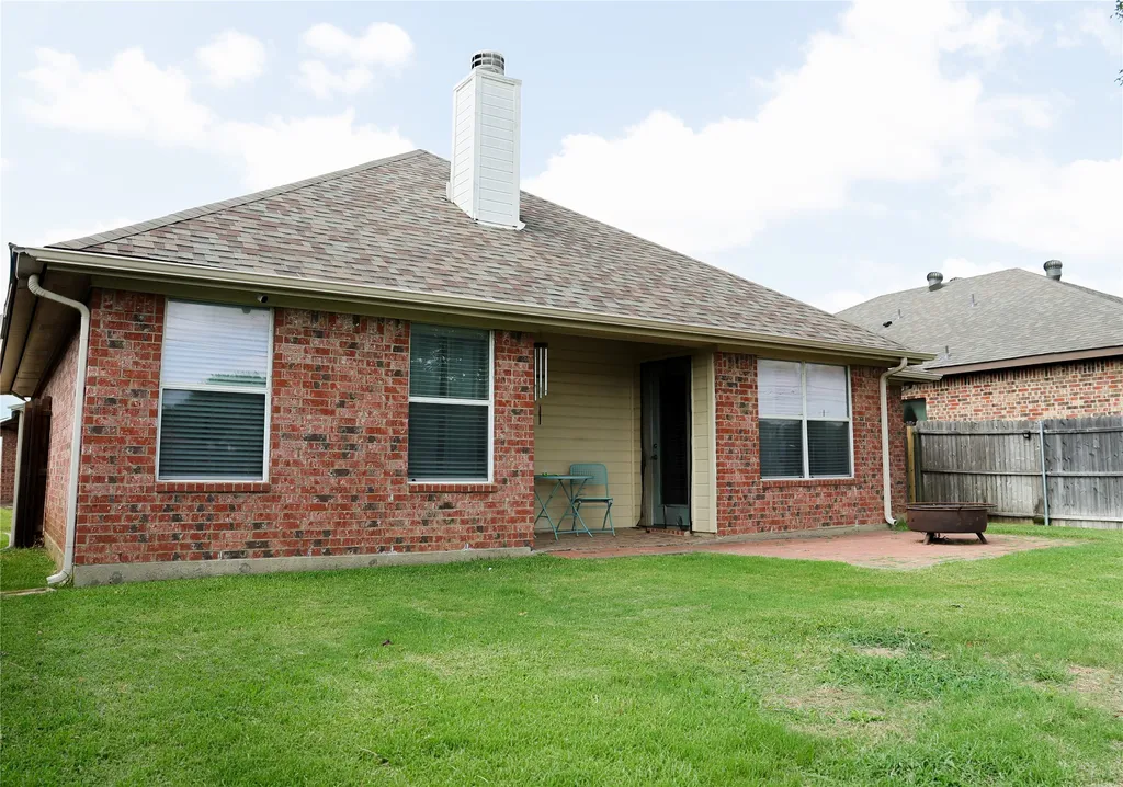 1325 Sierra Blanca Drive Fort Worth TX 76028