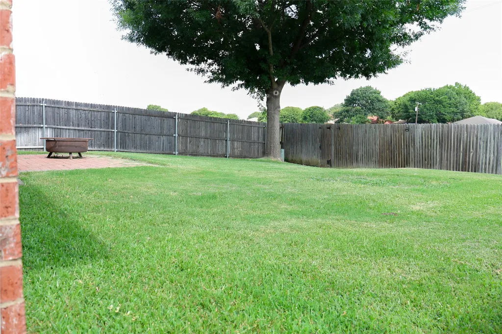 1325 Sierra Blanca Drive Fort Worth TX 76028