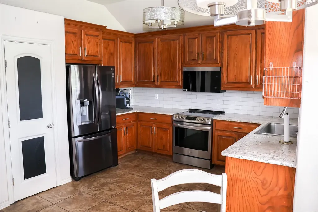 1325 Sierra Blanca Drive Fort Worth TX 76028