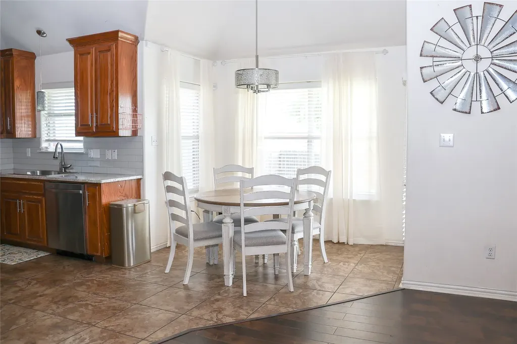1325 Sierra Blanca Drive Fort Worth TX 76028