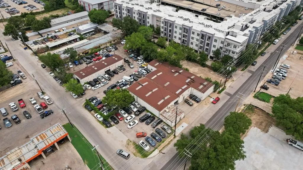 2411 Butler Street Dallas TX 75235