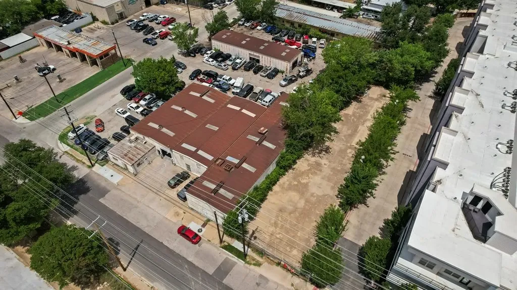 2411 Butler Street Dallas TX 75235