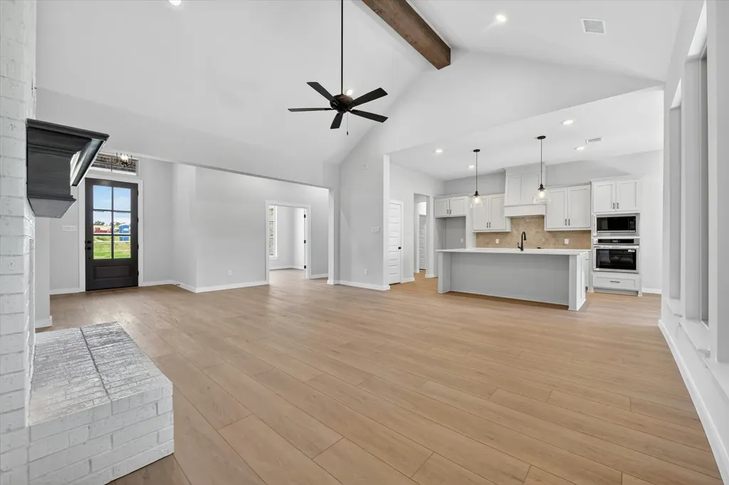 409 Mcalpine Springtown TX 76023