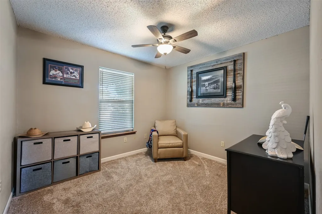 4421 Tiptop Street Haltom City TX 76117