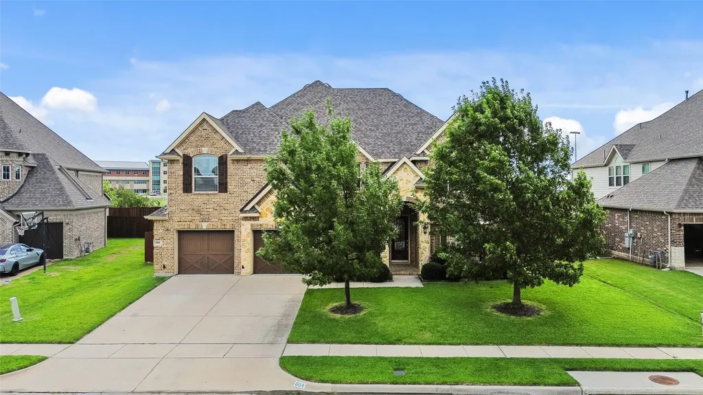 604 Cody Lane Mansfield TX 76063