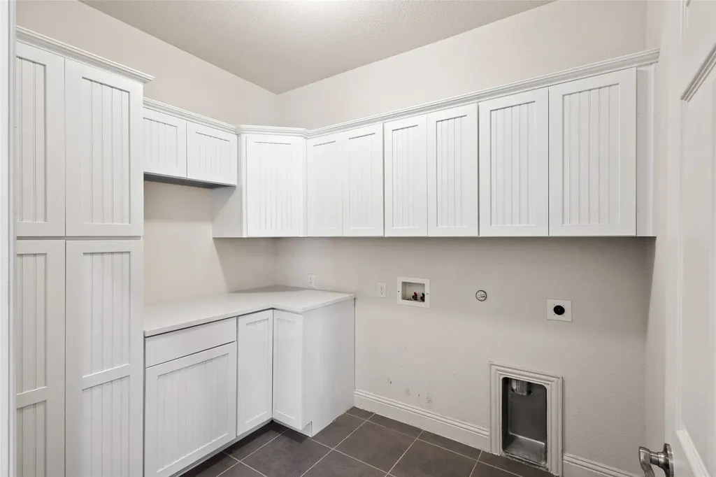 604 Cody Lane Mansfield TX 76063