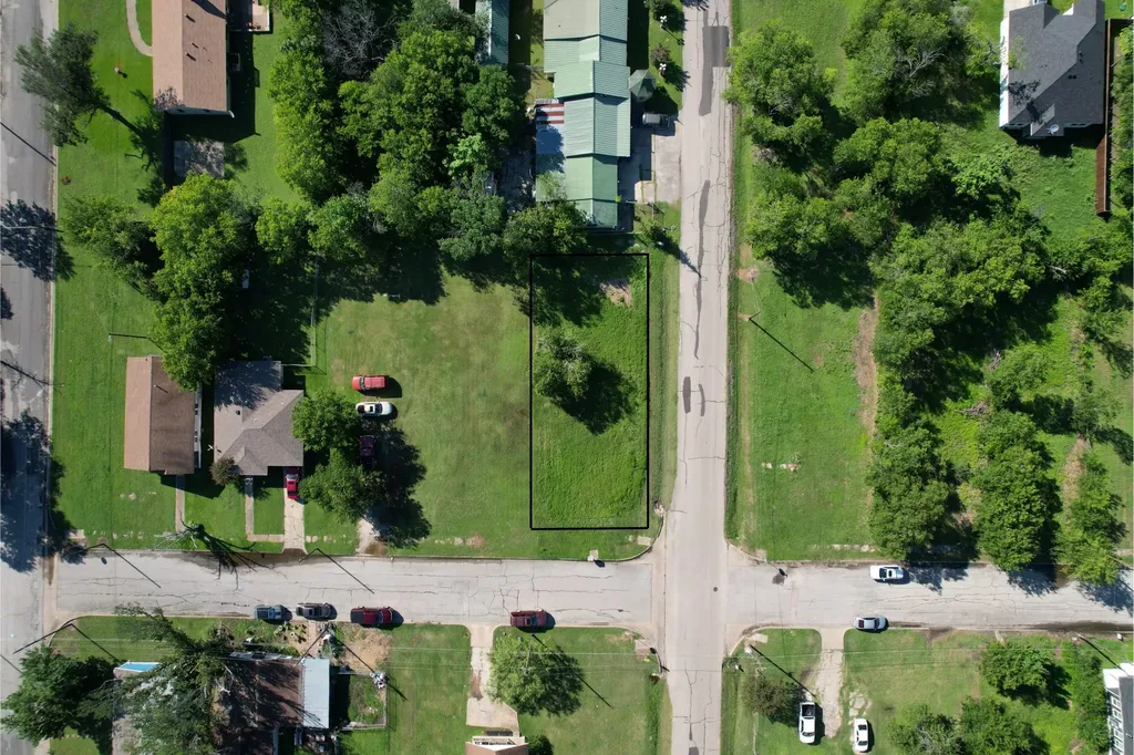 1218 E 12th Avenue Corsicana TX 75110