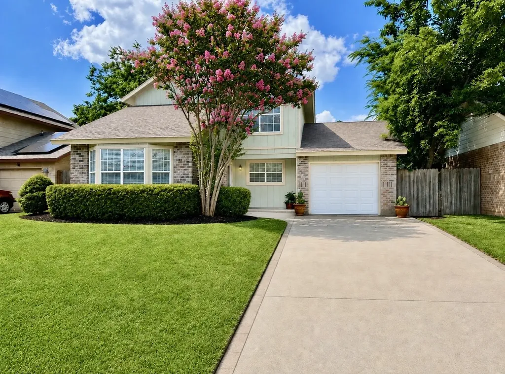 4617 Waterway Drive N Fort Worth TX 76137