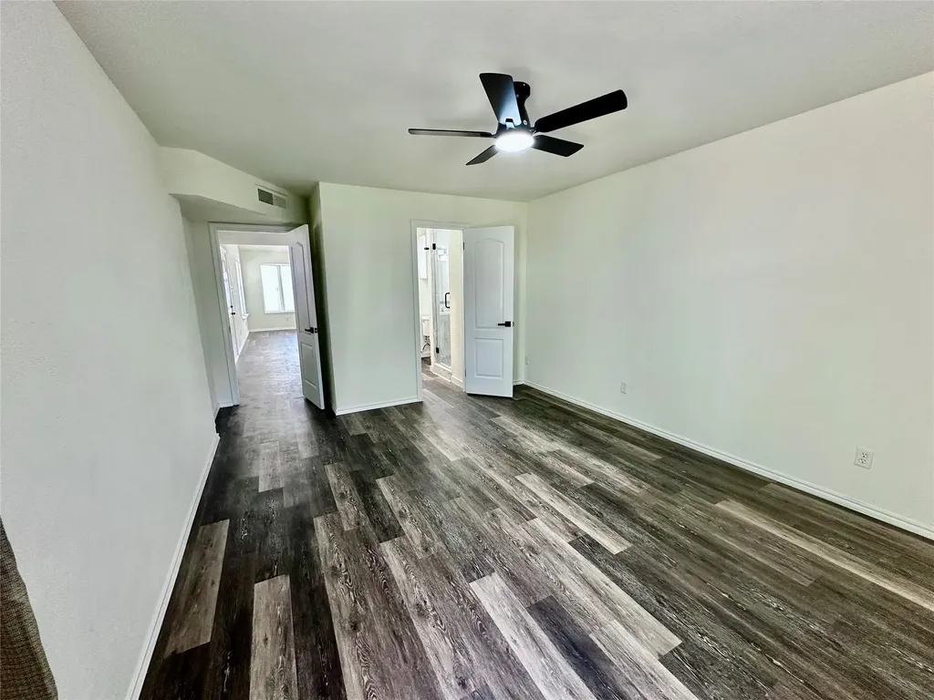 4617 Waterway Drive N Fort Worth TX 76137