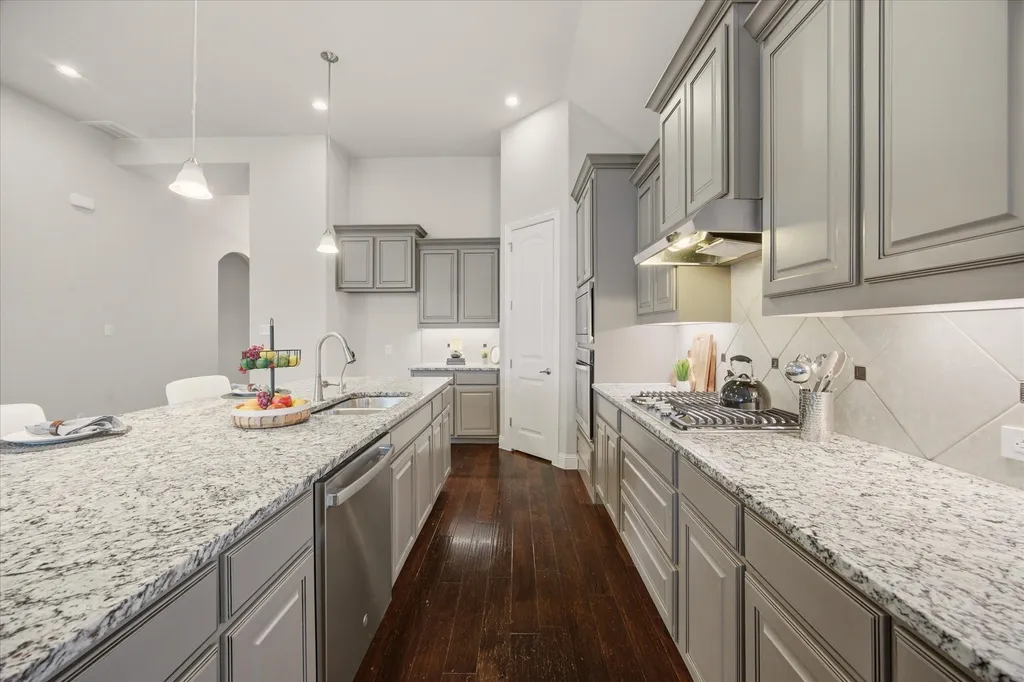 121 Oakwood Lane Hickory Creek TX 75065