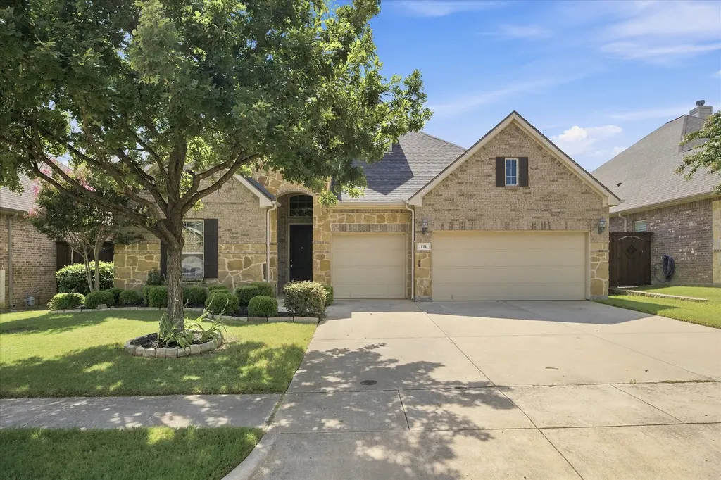 121 Oakwood Lane Hickory Creek TX 75065
