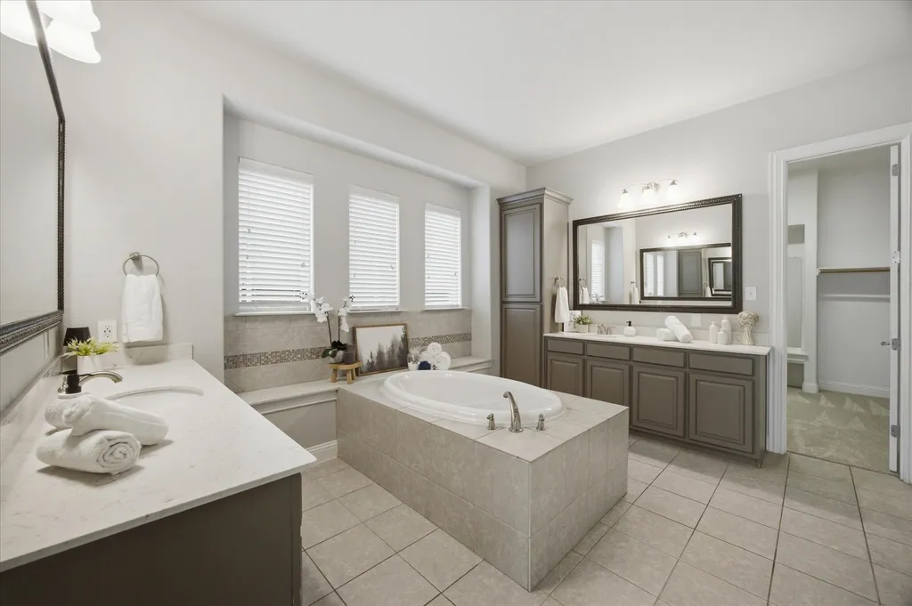 121 Oakwood Lane Hickory Creek TX 75065