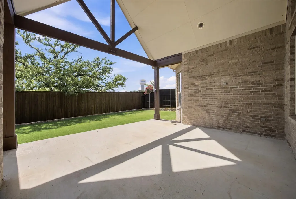 121 Oakwood Lane Hickory Creek TX 75065