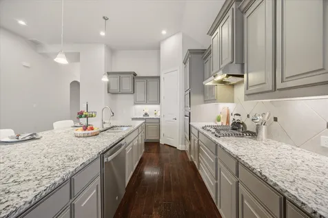 121 Oakwood Lane Hickory Creek TX 75065