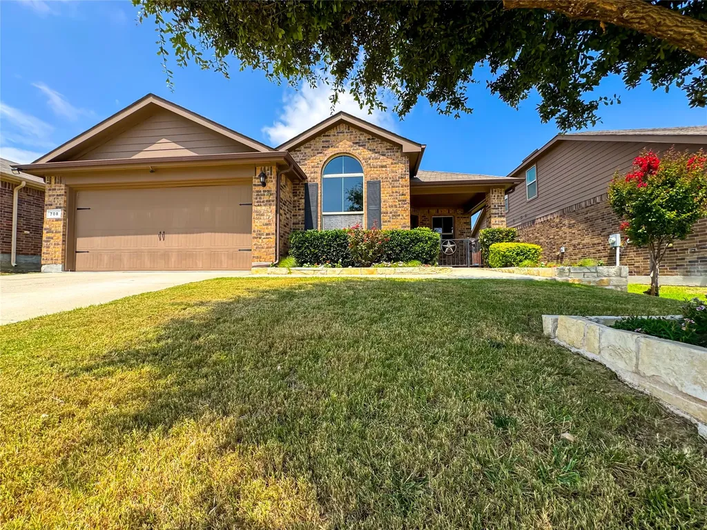 708 Stanmire Lake Trail Fort Worth TX 76120
