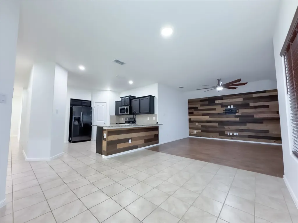 708 Stanmire Lake Trail Fort Worth TX 76120