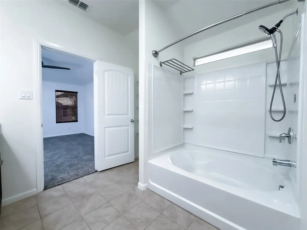 708 Stanmire Lake Trail Fort Worth TX 76120