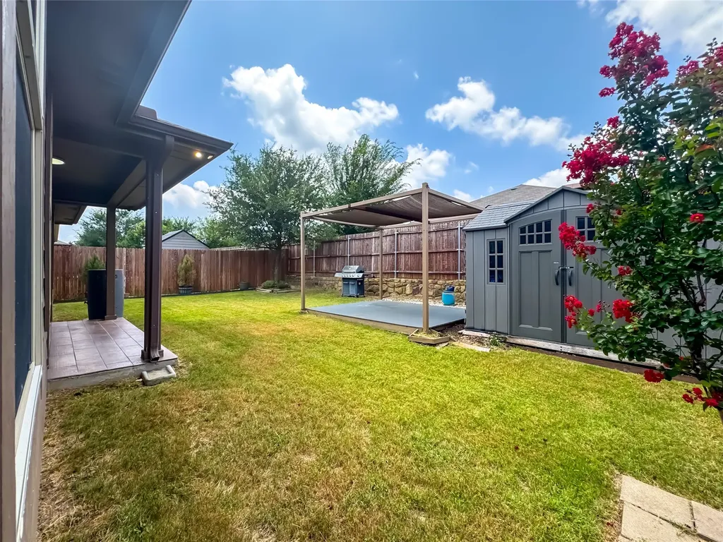 708 Stanmire Lake Trail Fort Worth TX 76120