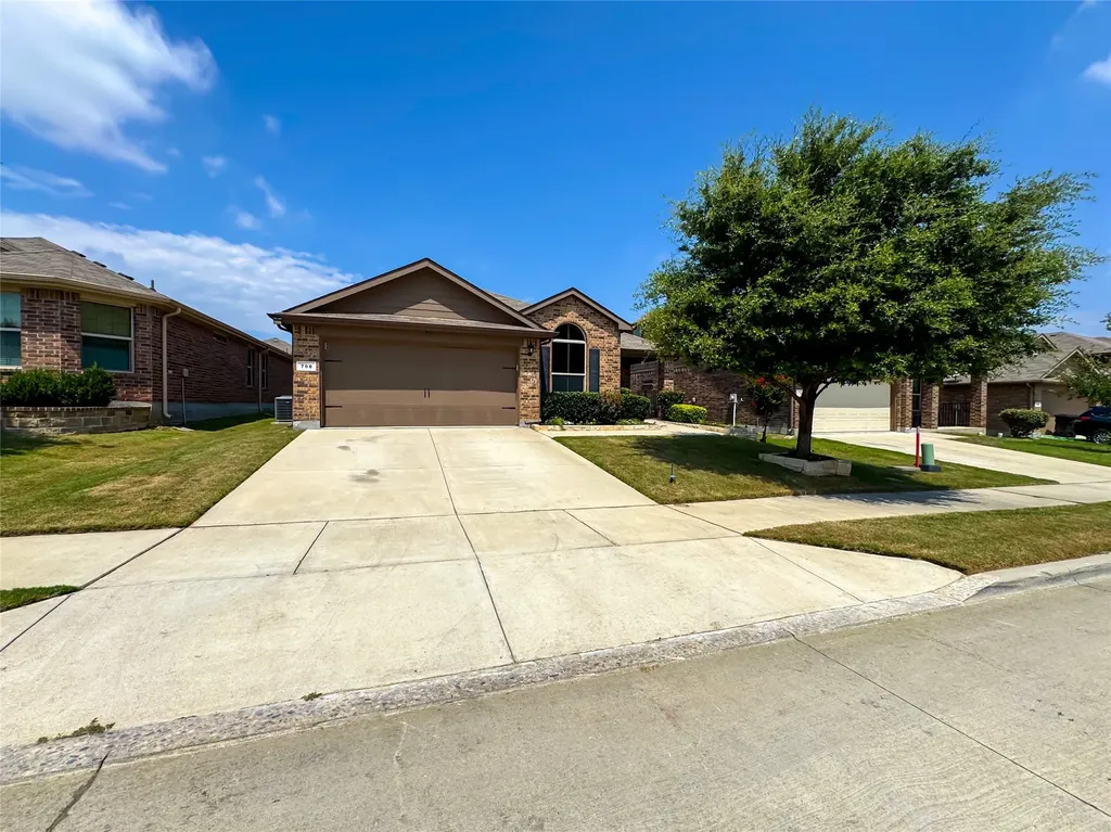 708 Stanmire Lake Trail Fort Worth TX 76120