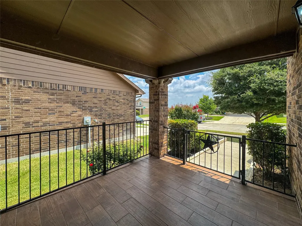 708 Stanmire Lake Trail Fort Worth TX 76120