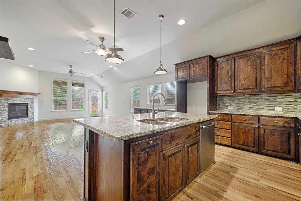 1124 Hot Springs Way Celina TX 75009