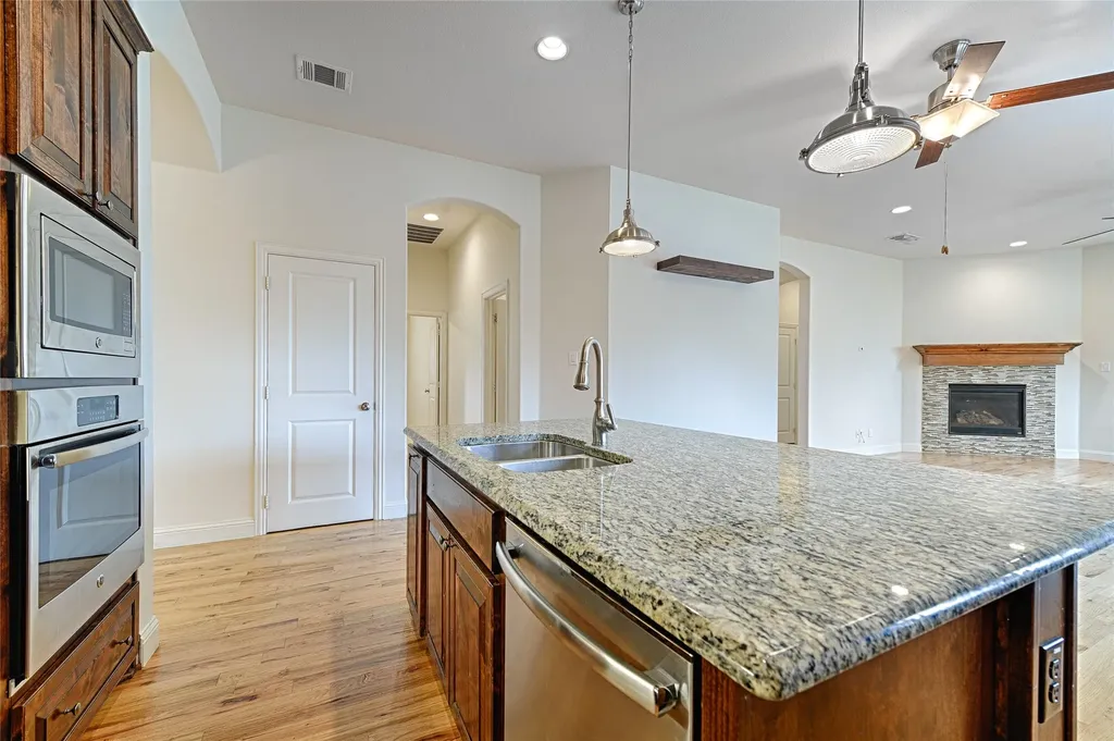 1124 Hot Springs Way Celina TX 75009