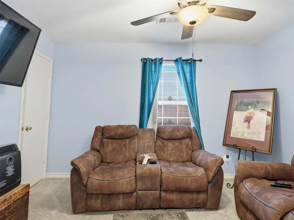 1531 Rebecca Lane Lancaster TX 75134