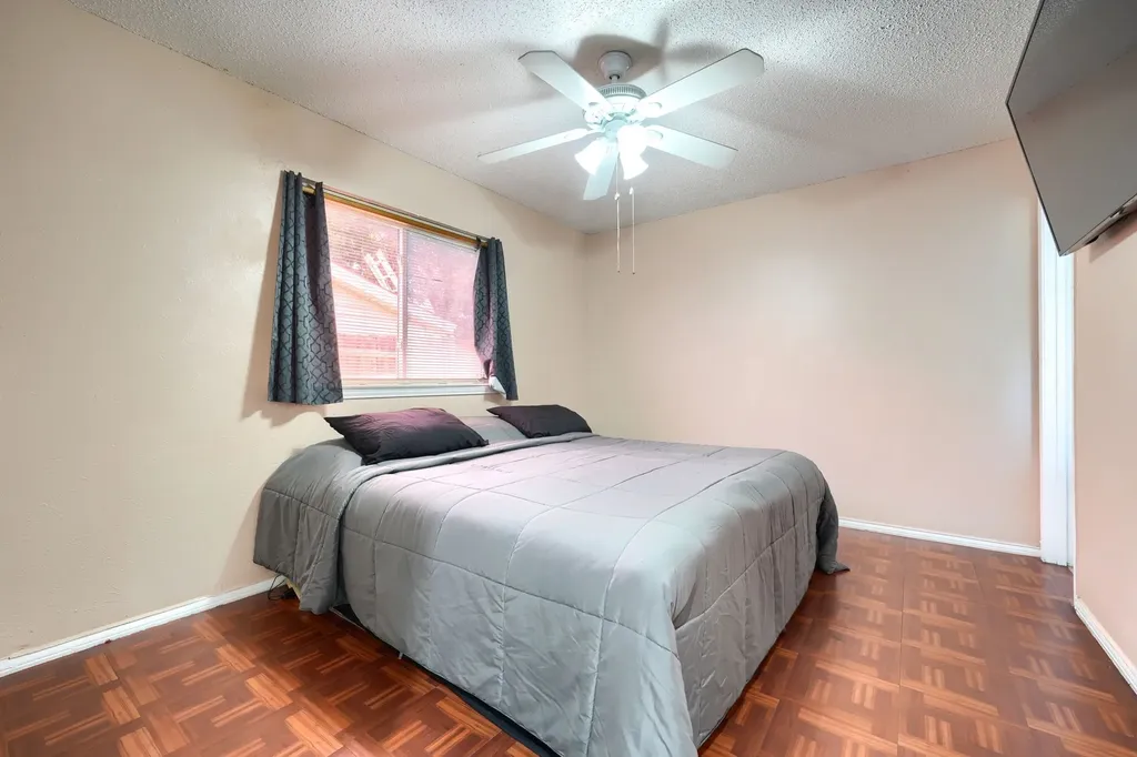 1526 Bitter Creek Drive Garland TX 75040