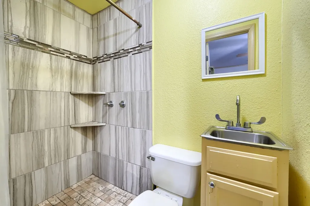 1526 Bitter Creek Drive Garland TX 75040