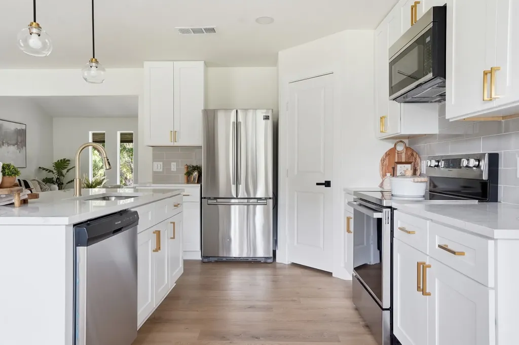 6505 Riviera Drive North Richland Hills TX 76180