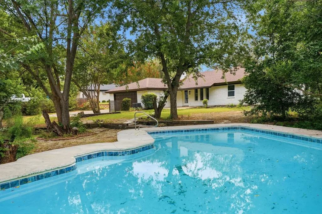6505 Riviera Drive North Richland Hills TX 76180