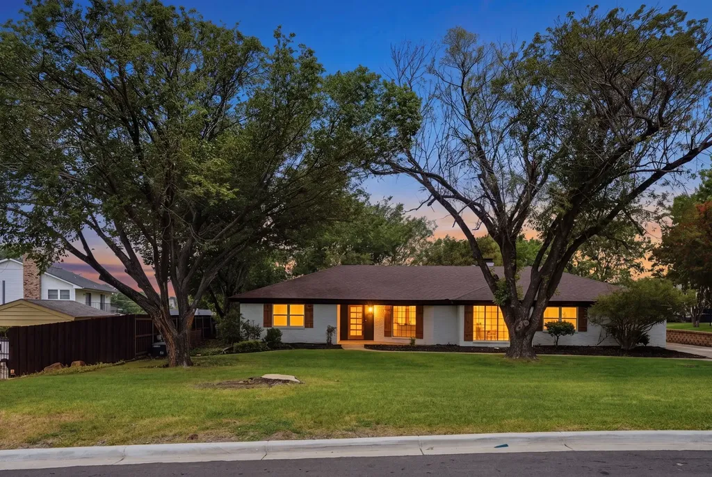 6505 Riviera Drive North Richland Hills TX 76180