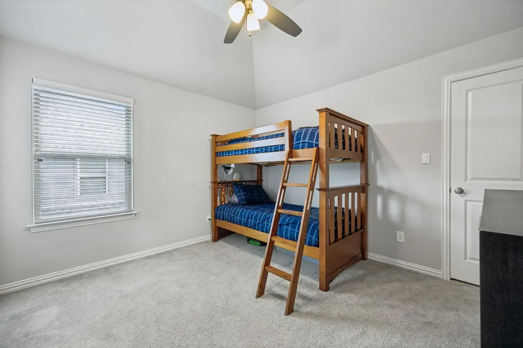1104 Highpoint Way Roanoke TX 76262