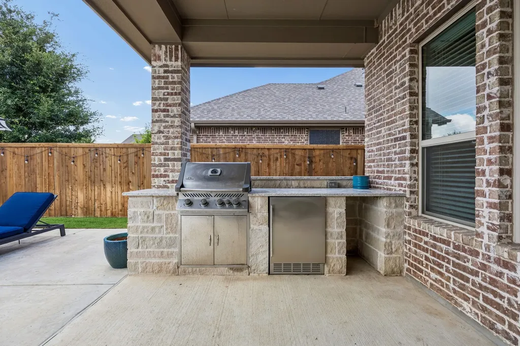 1104 Highpoint Way Roanoke TX 76262