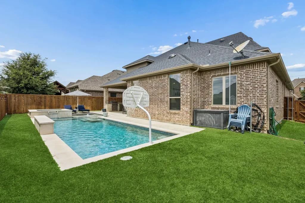 1104 Highpoint Way Roanoke TX 76262