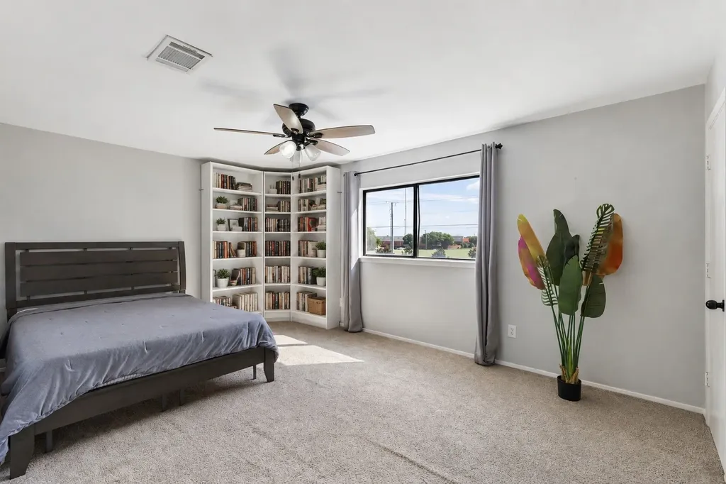 2910 Geneva Drive Garland TX 75040
