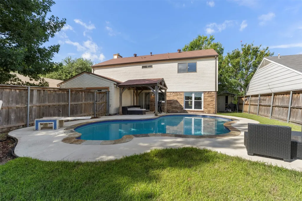 2910 Geneva Drive Garland TX 75040