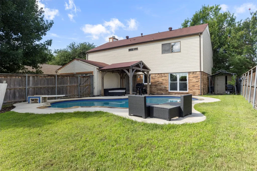 2910 Geneva Drive Garland TX 75040