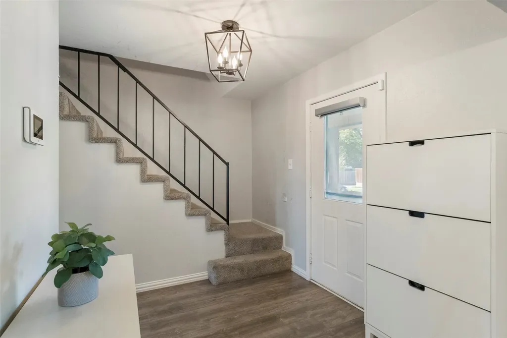2910 Geneva Drive Garland TX 75040