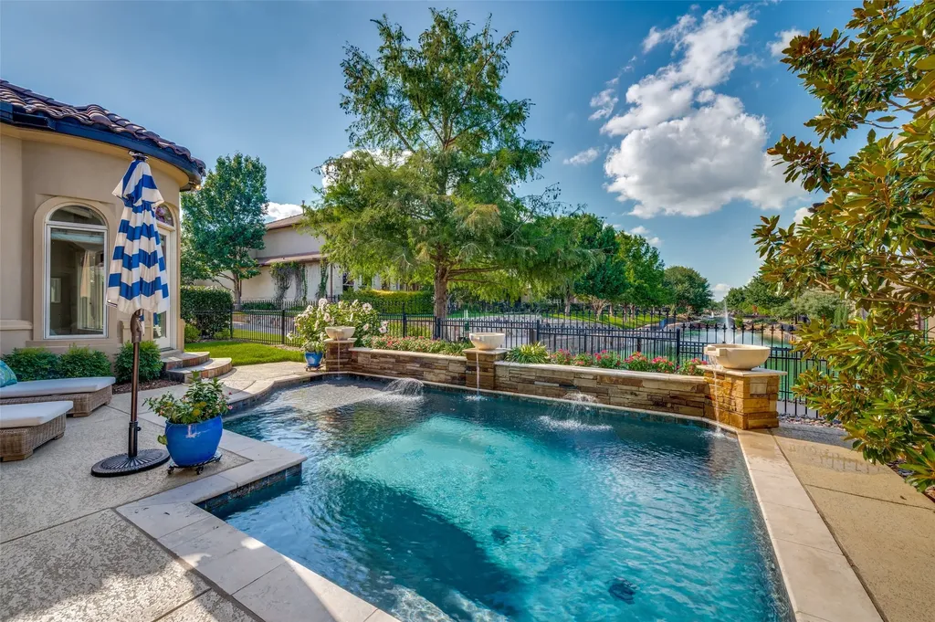 8612 Wakefield Drive Mckinney TX 75070