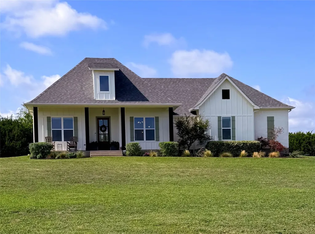400 Stone Mountain Court Cresson TX 76035