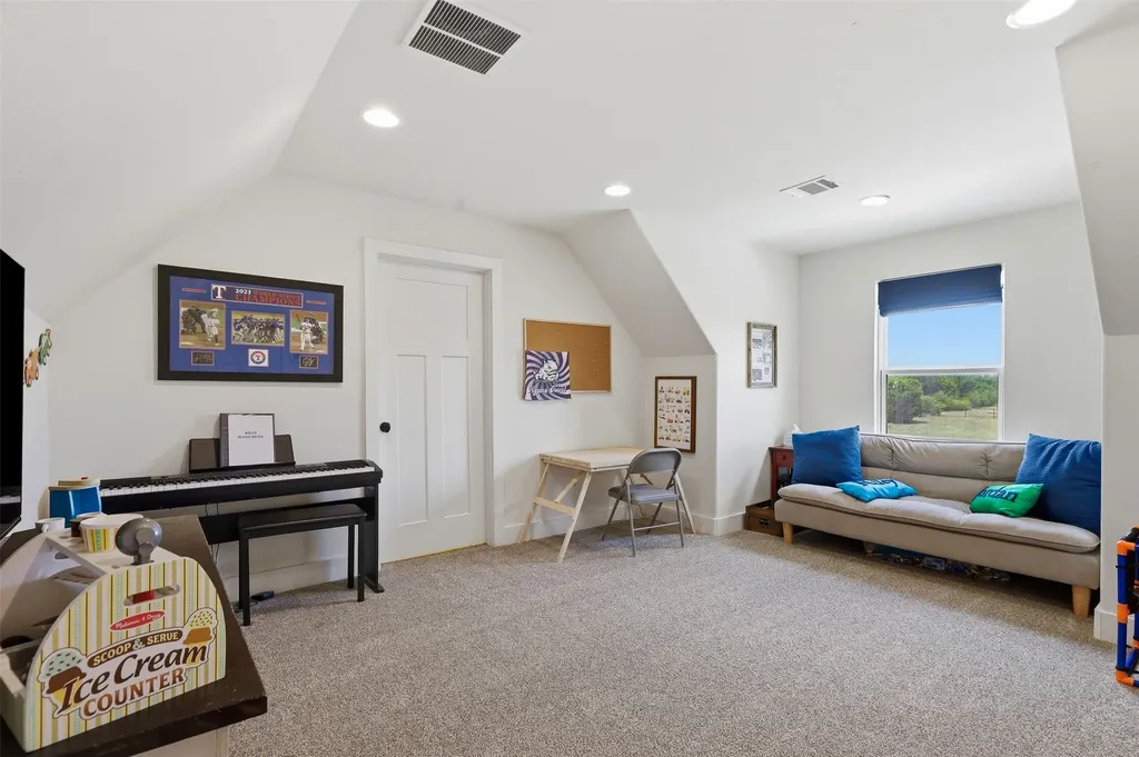 400 Stone Mountain Court Cresson TX 76035