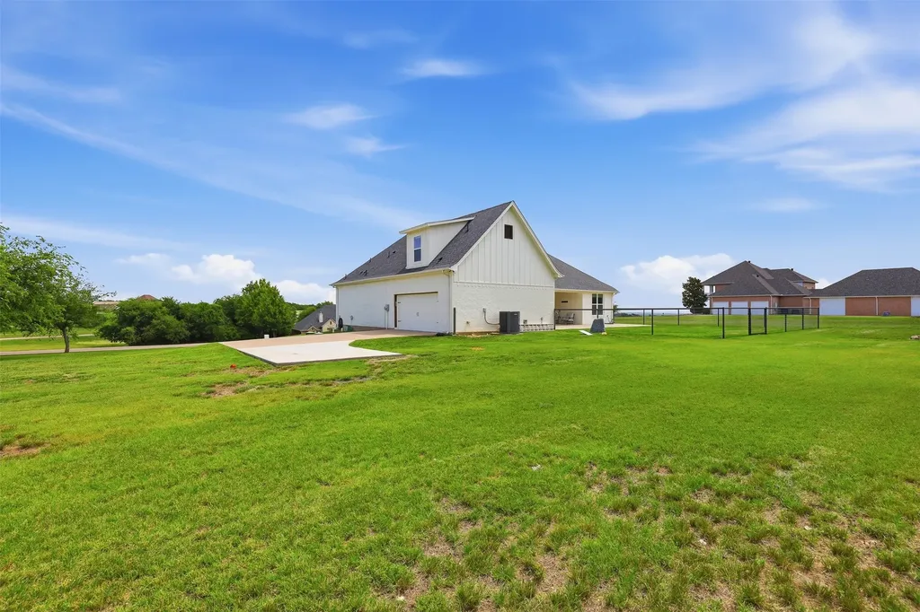 400 Stone Mountain Court Cresson TX 76035