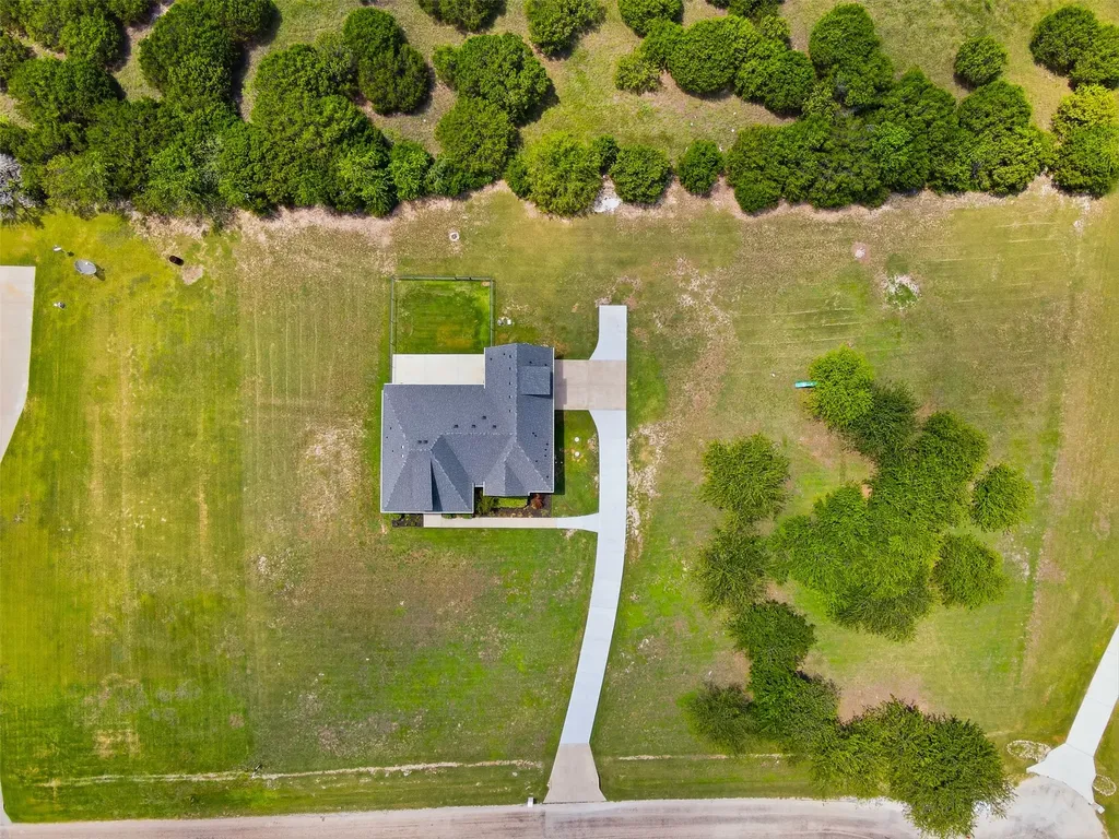400 Stone Mountain Court Cresson TX 76035